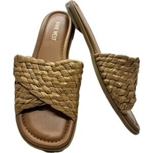 NWOB Nine West Havah Brown Flat Slide Woven Straw Sandals Womens Size 8M